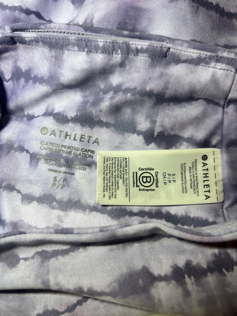 Athleta Elation Printed Capri Leggings Size S - Picture 2 of 5